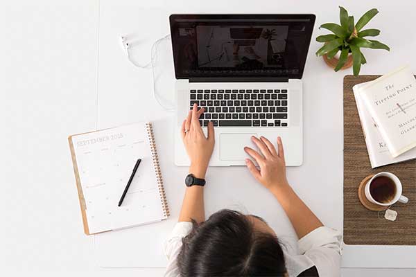 Course on advanced programming